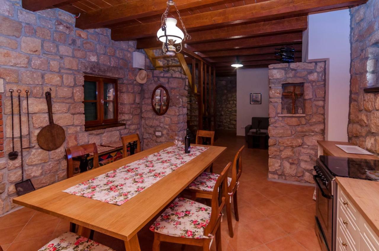 Stone House Knezevic Villa Vinjerac Exterior photo